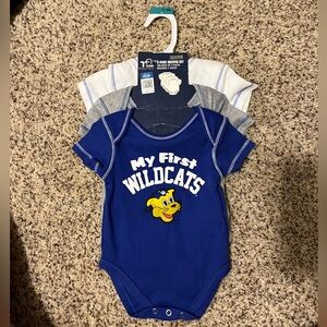 3 Baby Onesies 0-3 Months NEW Kentucky Wildcats - Blue, Gray, White